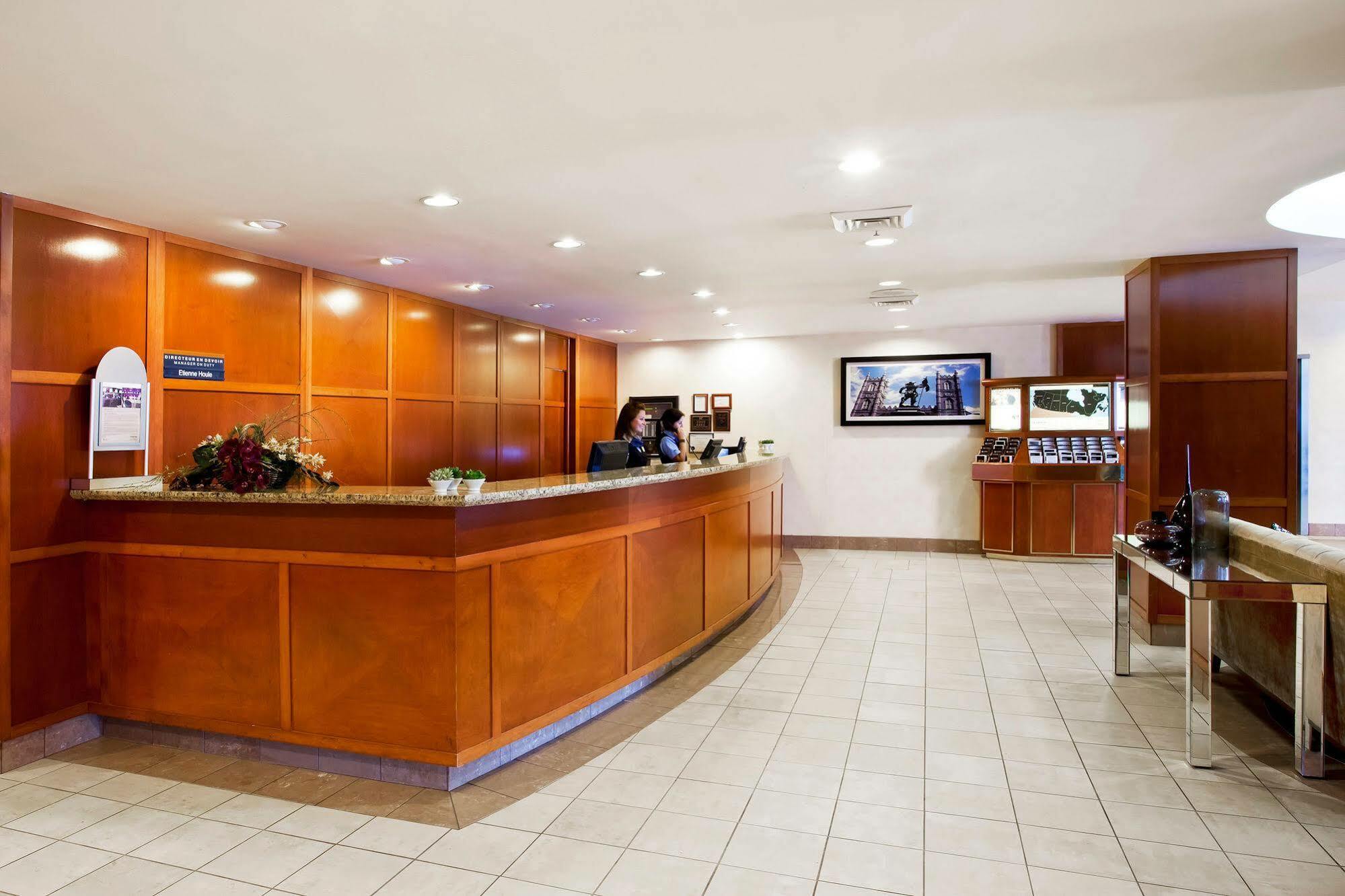 Sandman Hotel Montreal - Longueuil Buitenkant foto